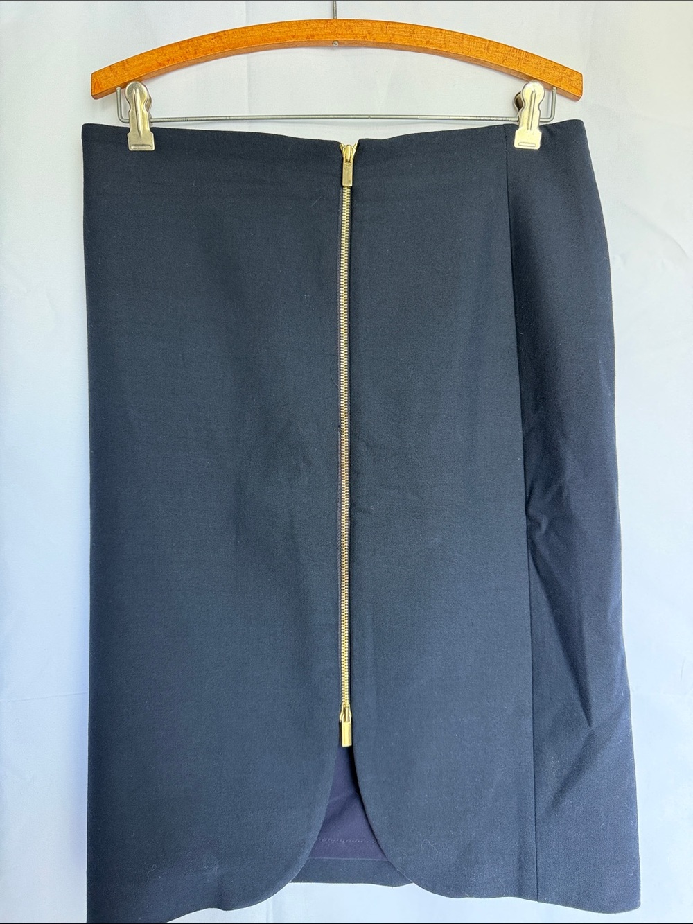 KH Ann Taylor Navy BLUE pencil skirt with Classic Tailoring zip up front EUC 8